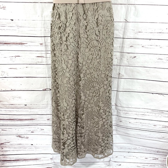 Tadashi Shoji Max Lace Dress Women’s Size 6 Off The Shoulder Taupe Belted. - Picture 7 of 13